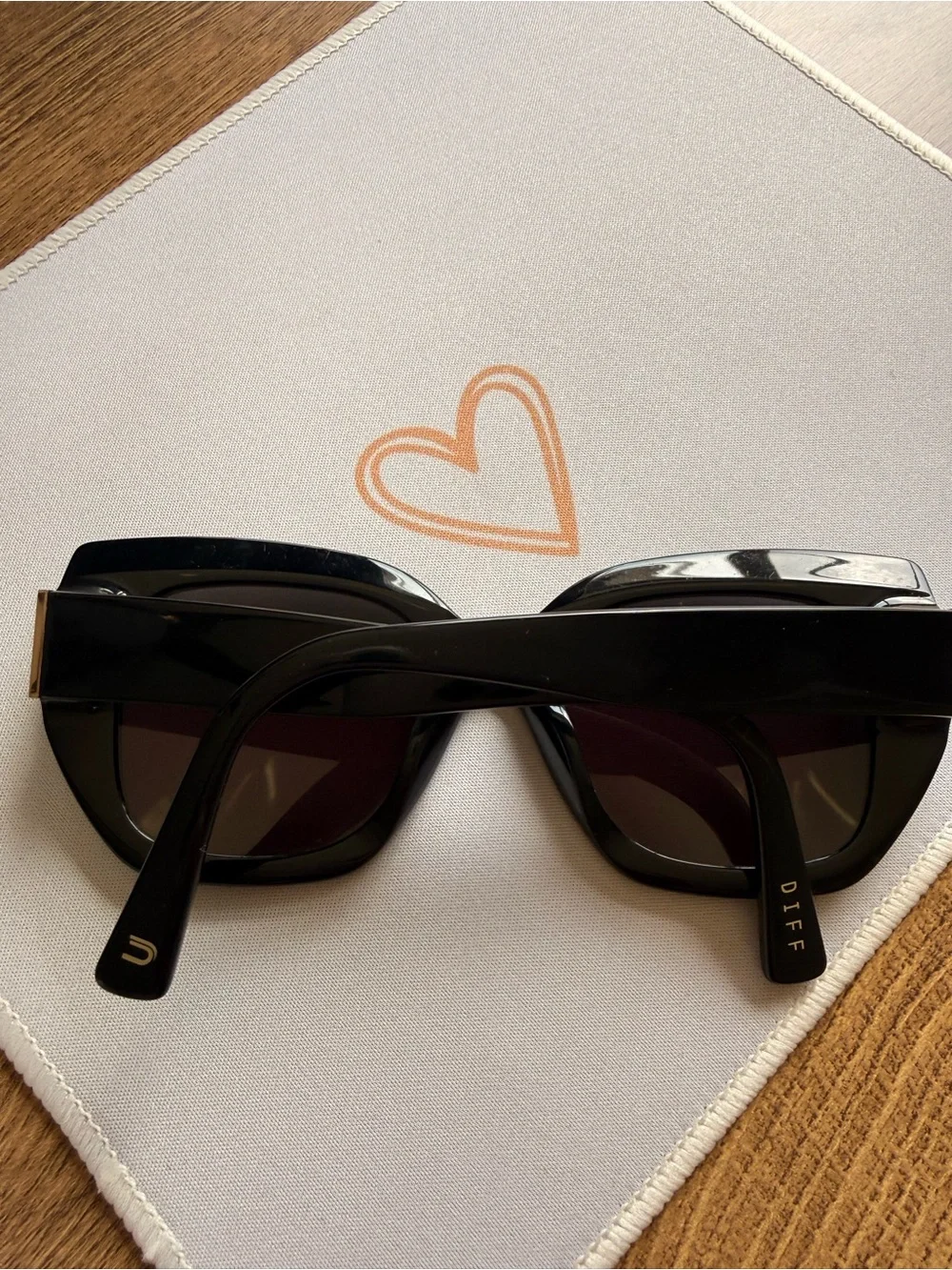DIFF Eyewear Black Oversized Square Sunglasses